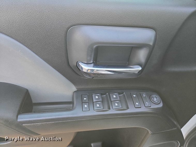 image for item DU2671 2018 Chevrolet Silverado 1500 Ext. Cab pickup truck