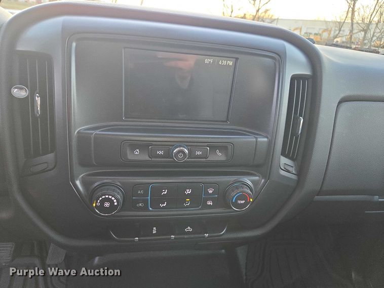 image for item DU2671 2018 Chevrolet Silverado 1500 Ext. Cab pickup truck