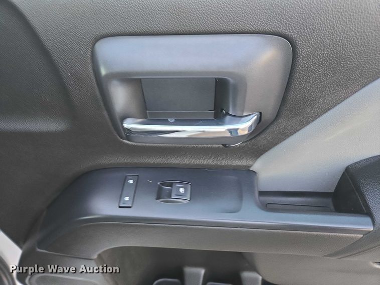 image for item DU2671 2018 Chevrolet Silverado 1500 Ext. Cab pickup truck