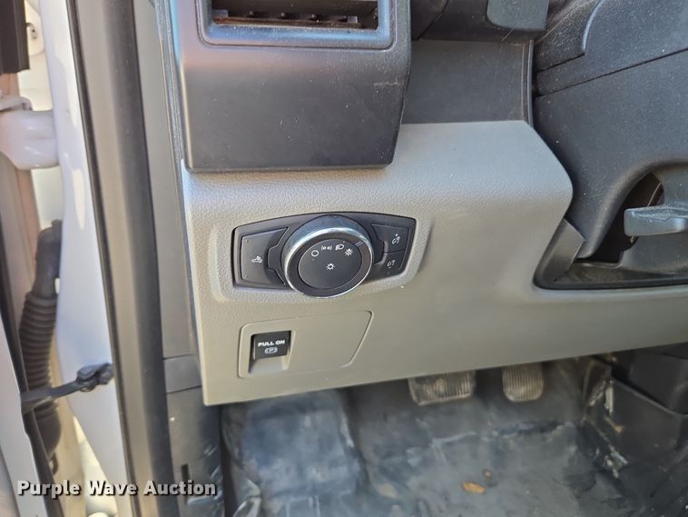 image for item DU2694 2018 Ford F150 Ext. Cab pickup truck