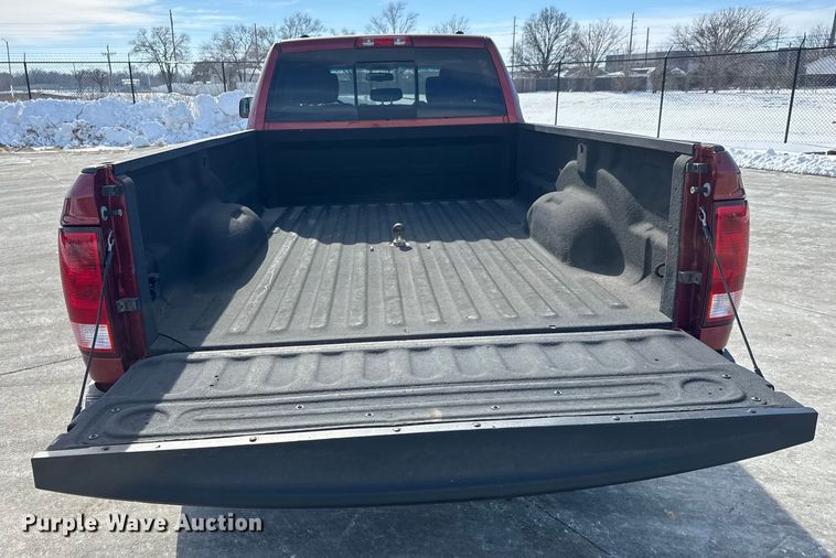 image for item DU6908 2011 Dodge Ram 2500 Crew Cab pickup truck