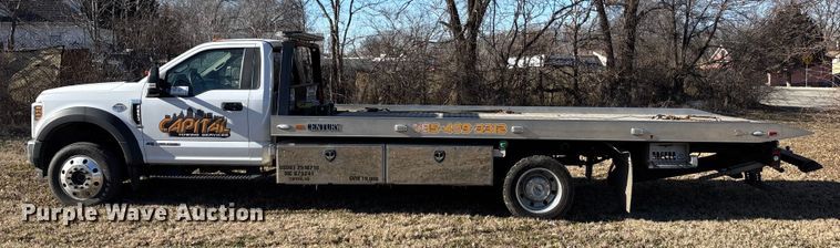 image for item DU6956 2019 Ford F550 Super Duty rollback truck