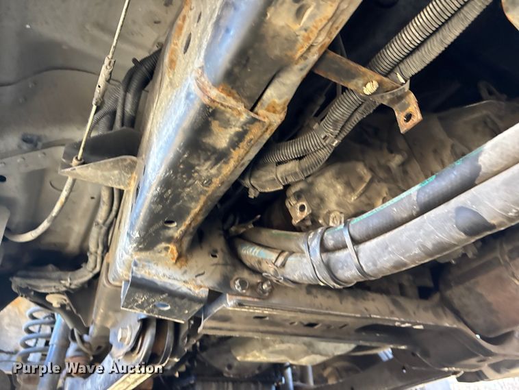 image for item DU6956 2019 Ford F550 Super Duty rollback truck