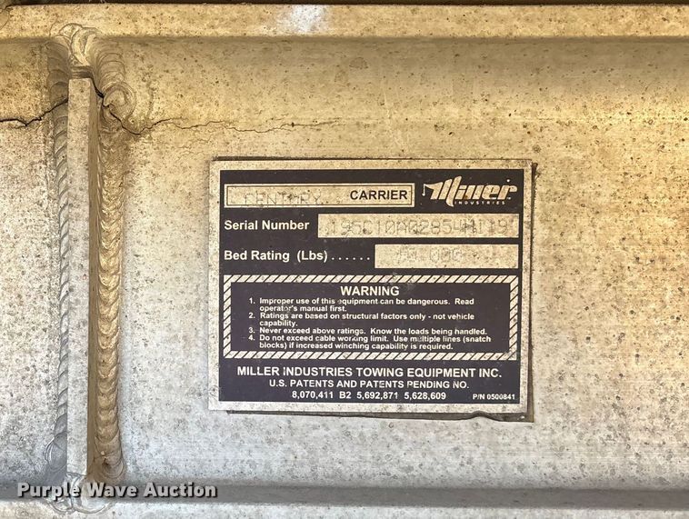 image for item DU6956 2019 Ford F550 Super Duty rollback truck