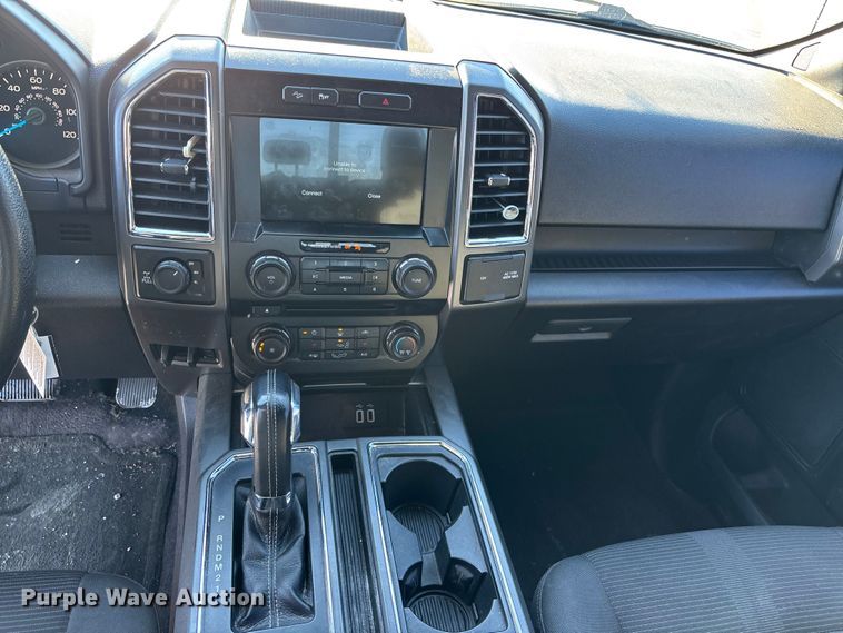 image for item DU6964 2016 Ford F150 Crew Cab pickup truck