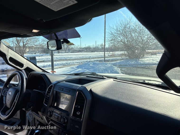 image for item DU6964 2016 Ford F150 Crew Cab pickup truck