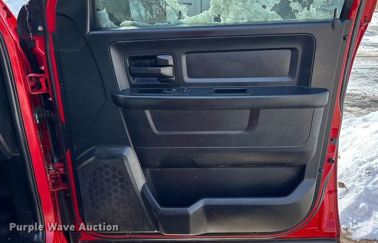 image for item DU6965 2017 RAM 1500 Ext. Cab pickup truck