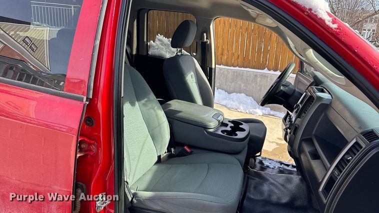 image for item DU6965 2017 RAM 1500 Ext. Cab pickup truck