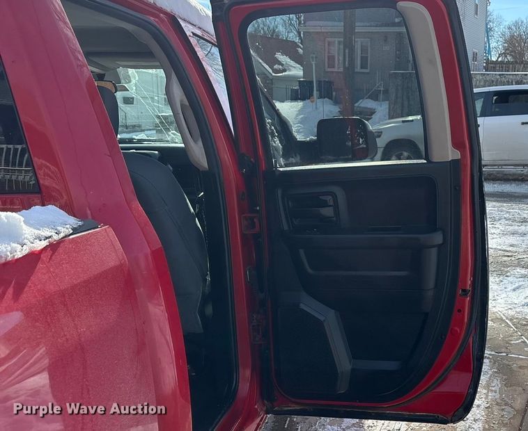 image for item DU6965 2017 RAM 1500 Ext. Cab pickup truck