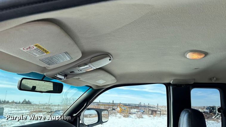 image for item DU6976 2001 Dodge Ram 2500 Ext. Cab pickup truck