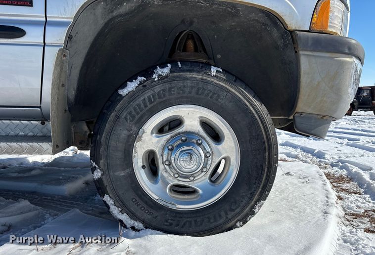 image for item DU6976 2001 Dodge Ram 2500 Ext. Cab pickup truck