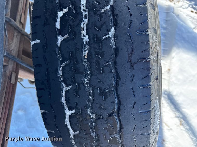 image for item DU6976 2001 Dodge Ram 2500 Ext. Cab pickup truck