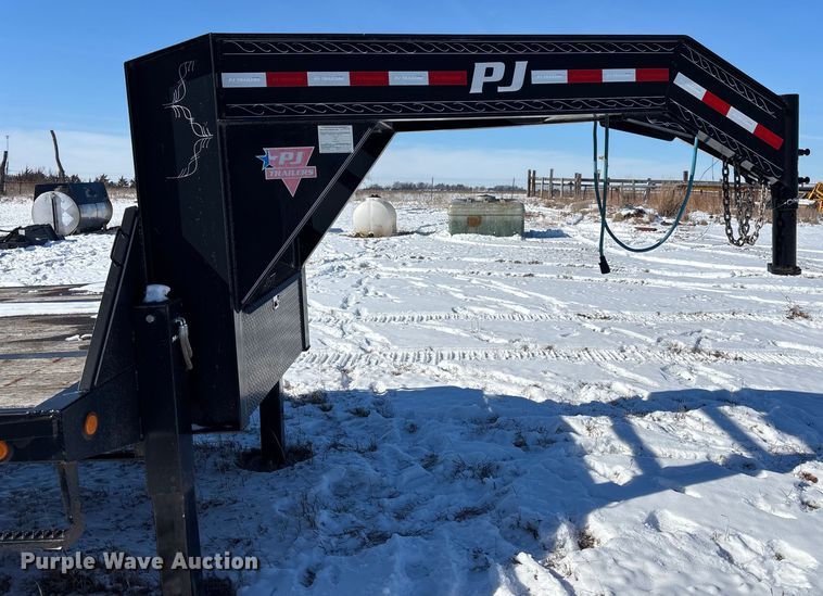 image for item DU6980 2019 PJ LD302 equipment trailer