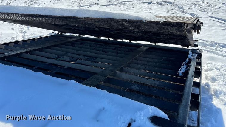 image for item DU6980 2019 PJ LD302 equipment trailer