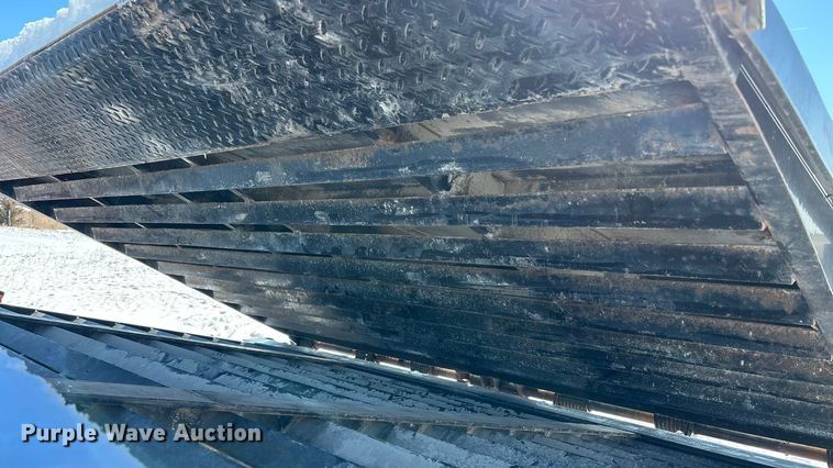 image for item DU6980 2019 PJ LD302 equipment trailer