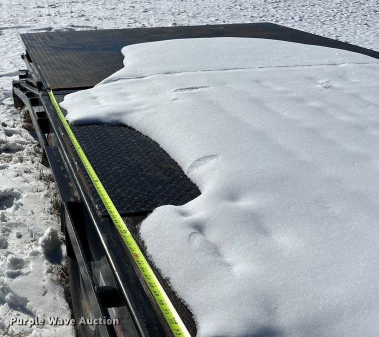 image for item DU6980 2019 PJ LD302 equipment trailer