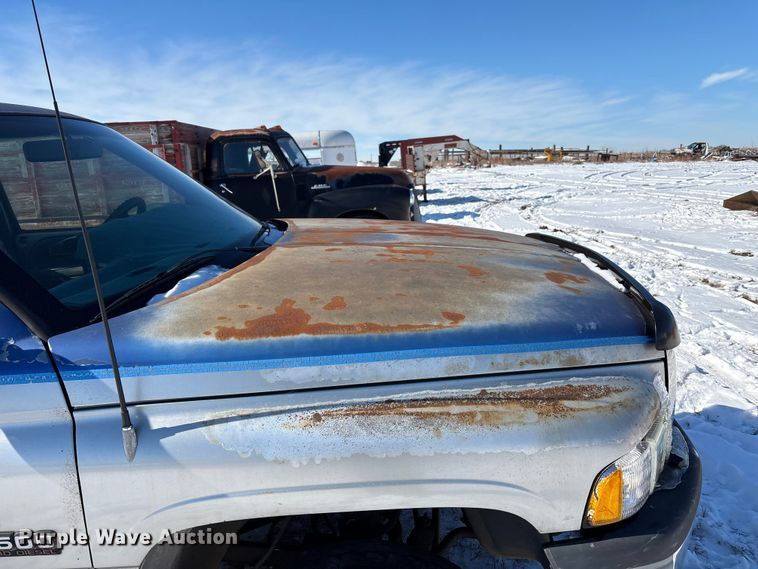 image for item DU6985 1995 Dodge Ram 2500 pickup truck