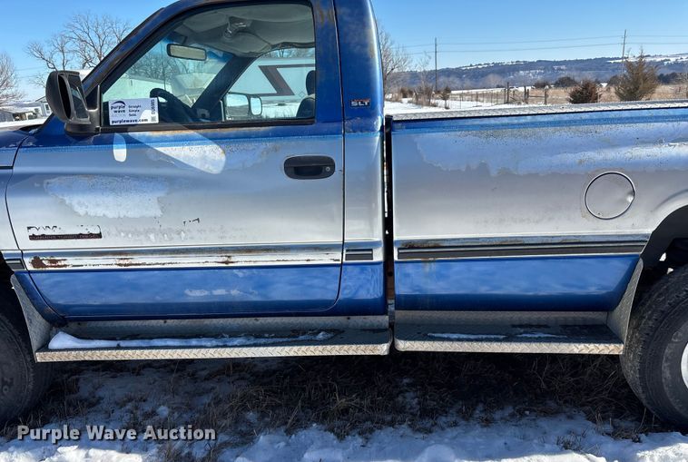 image for item DU6985 1995 Dodge Ram 2500 pickup truck