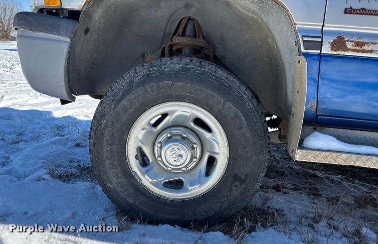 image for item DU6985 1995 Dodge Ram 2500 pickup truck