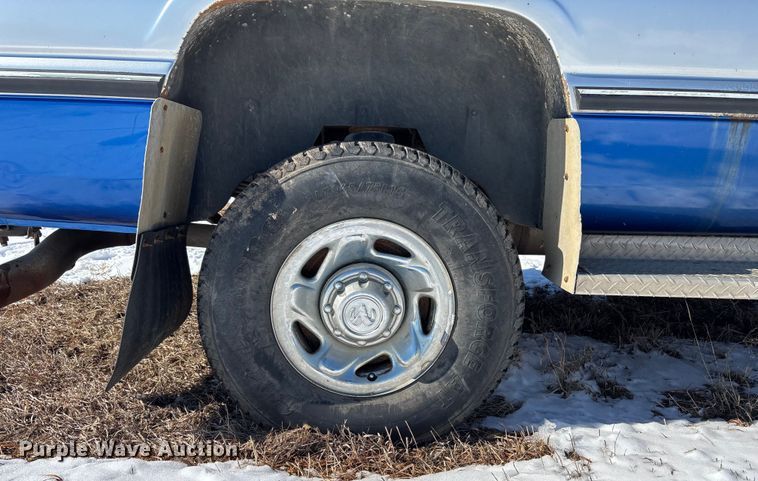 image for item DU6985 1995 Dodge Ram 2500 pickup truck