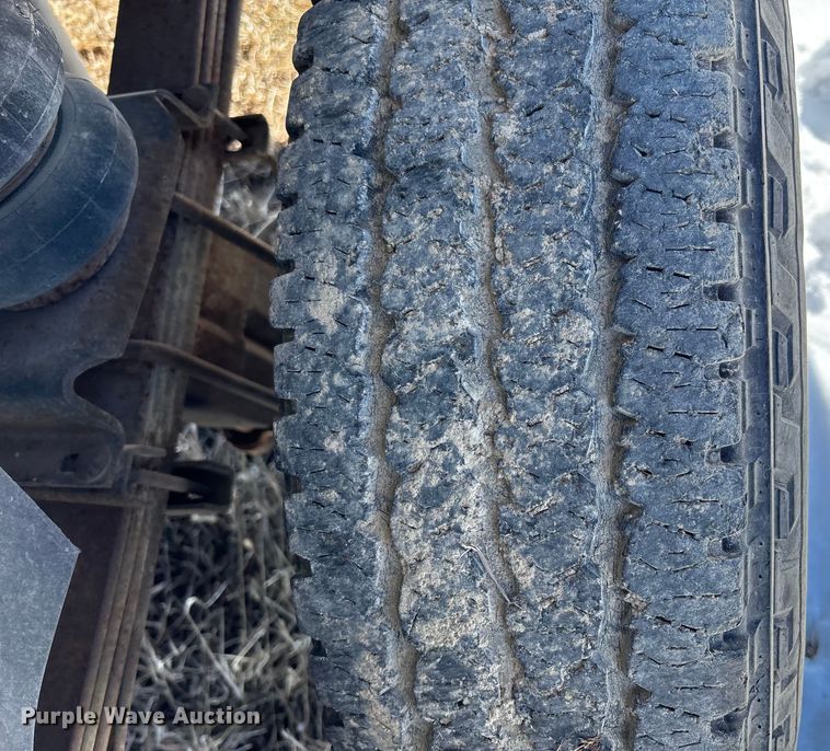 image for item DU6985 1995 Dodge Ram 2500 pickup truck