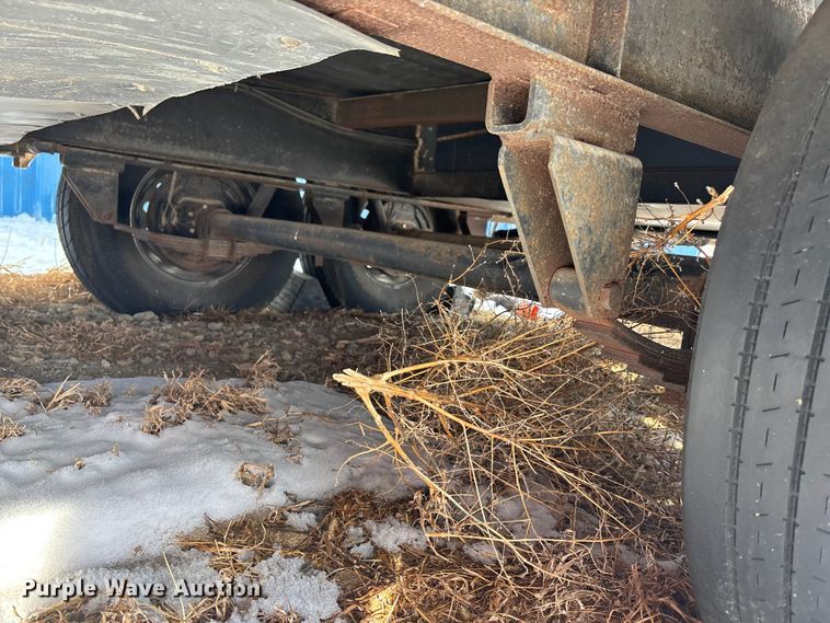 image for item DU6990 2003 Kit Millennium camper