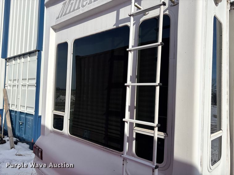 image for item DU6990 2003 Kit Millennium camper