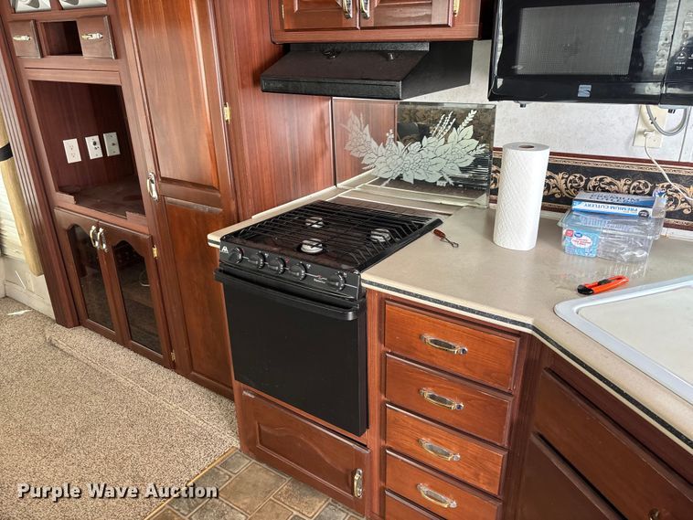 image for item DU6990 2003 Kit Millennium camper