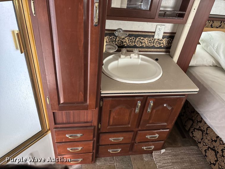 image for item DU6990 2003 Kit Millennium camper