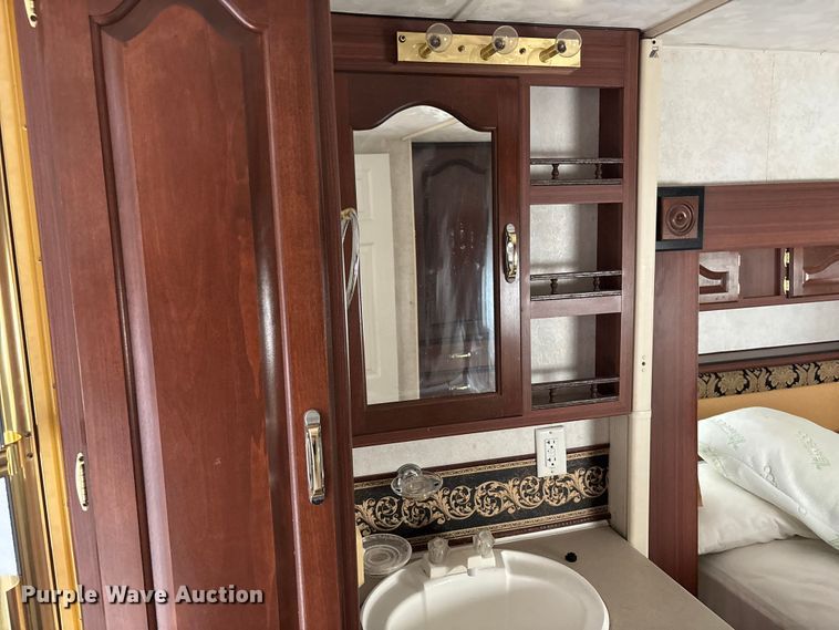 image for item DU6990 2003 Kit Millennium camper