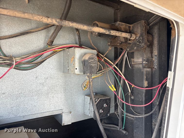 image for item DU6990 2003 Kit Millennium camper