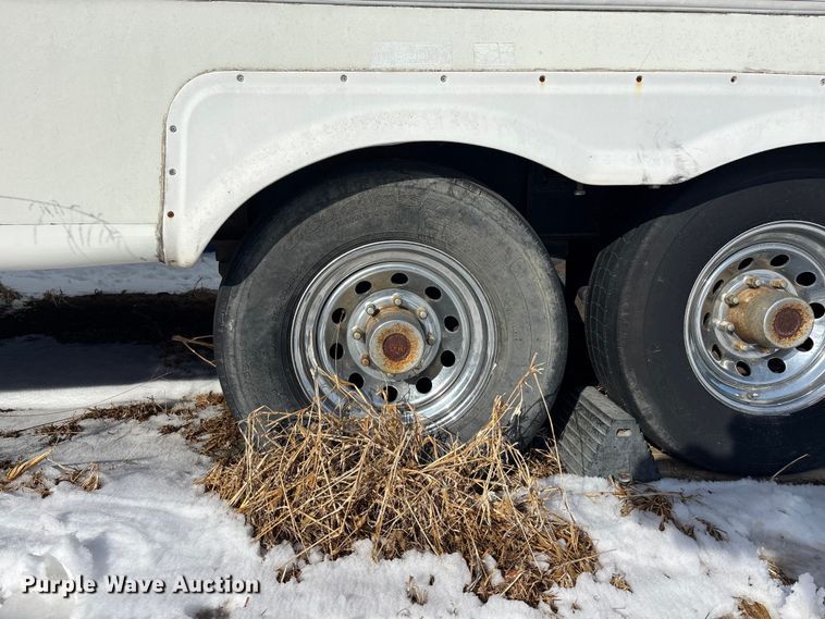 image for item DU6990 2003 Kit Millennium camper