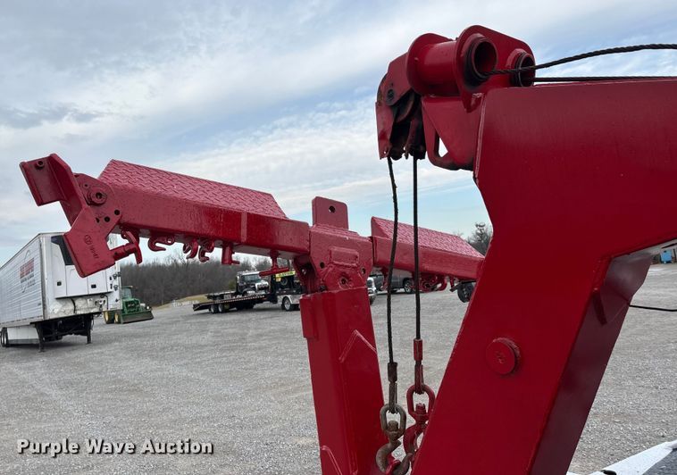 image for item DW7443 2012 Ford F550 XL Super Duty tow truck