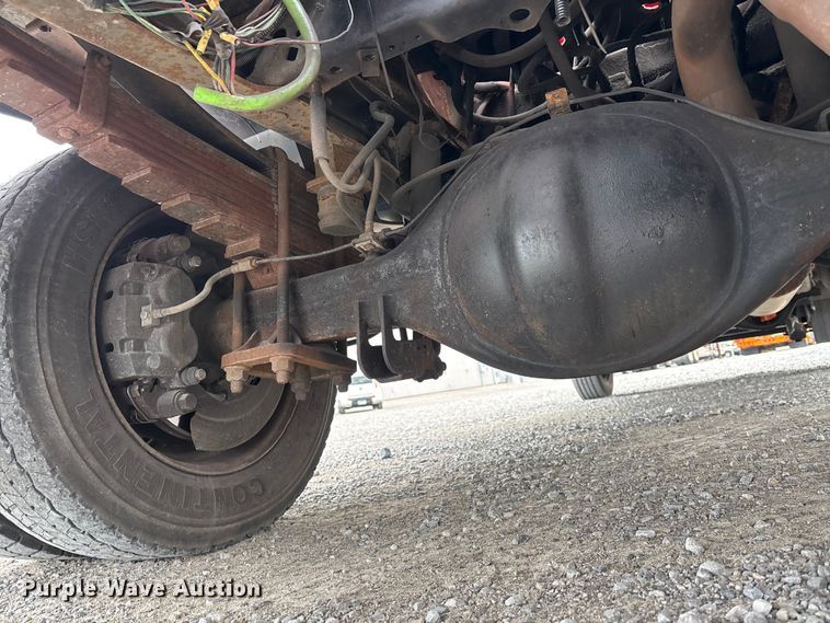 image for item DW7443 2012 Ford F550 XL Super Duty tow truck