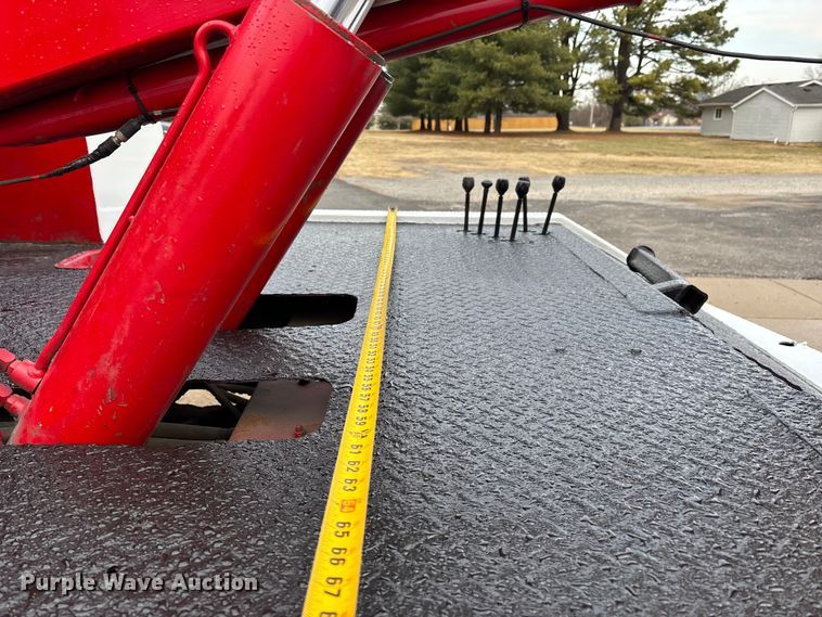 image for item DW7443 2012 Ford F550 XL Super Duty tow truck