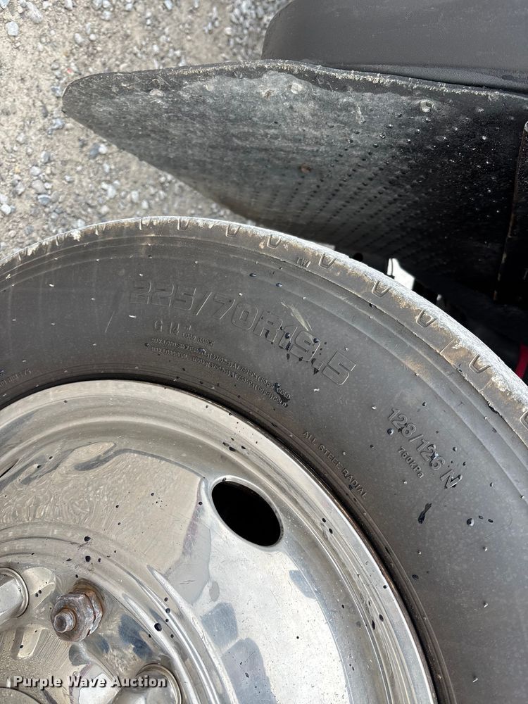 image for item DW7443 2012 Ford F550 XL Super Duty tow truck