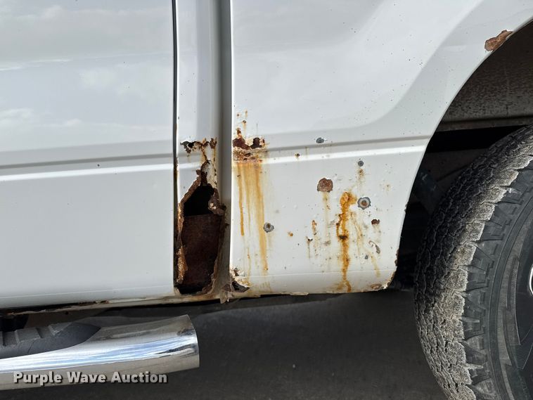 image for item EA2257 2013 Ford F150 Crew Cab pickup truck