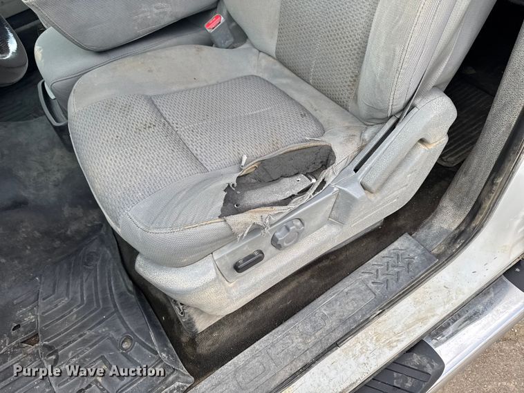 image for item EA2257 2013 Ford F150 Crew Cab pickup truck