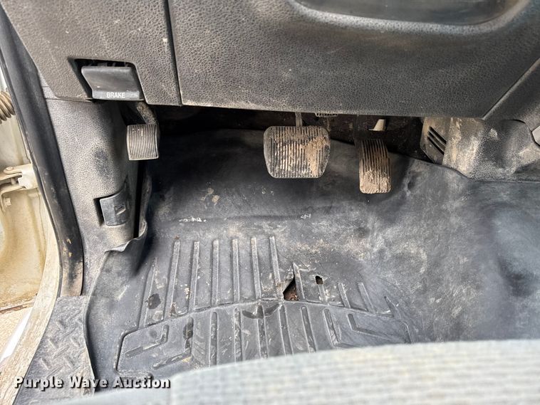 image for item EA2257 2013 Ford F150 Crew Cab pickup truck