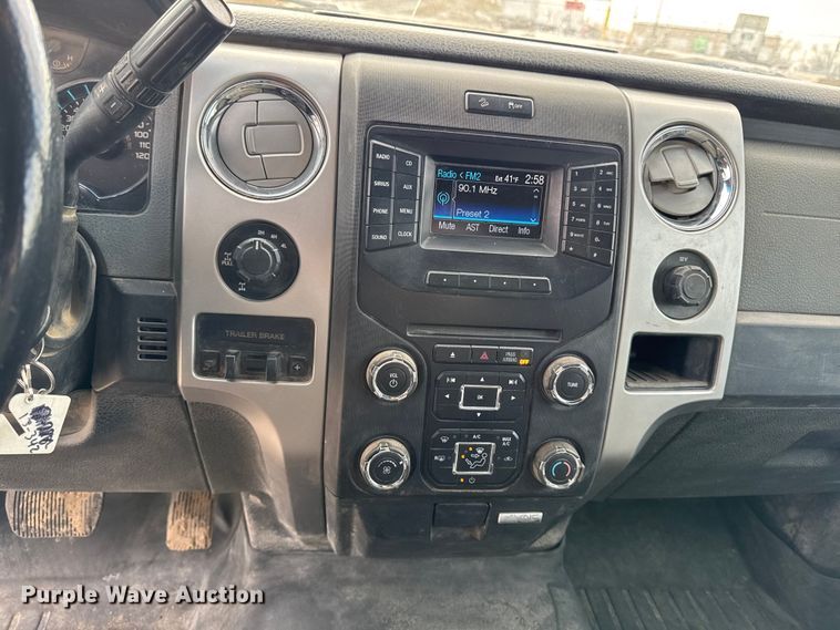 image for item EA2257 2013 Ford F150 Crew Cab pickup truck