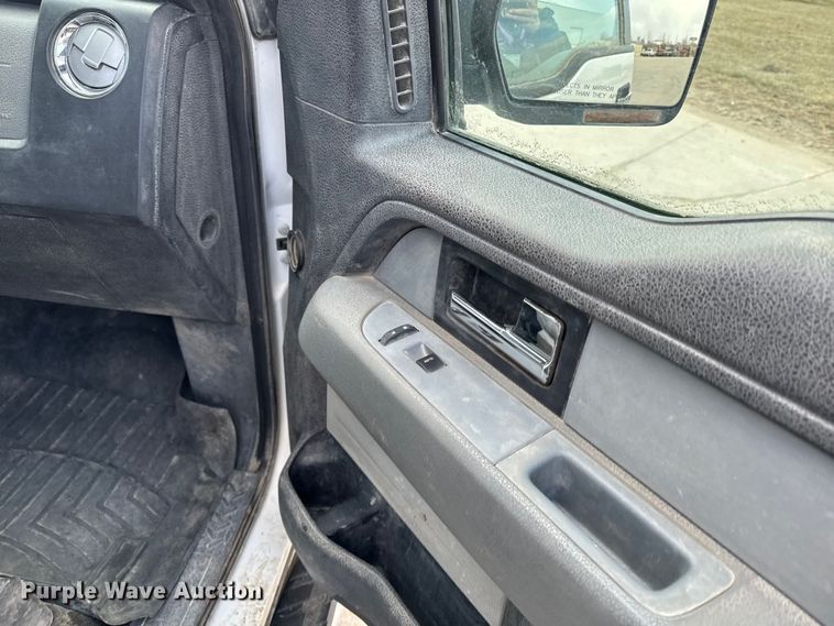 image for item EA2257 2013 Ford F150 Crew Cab pickup truck