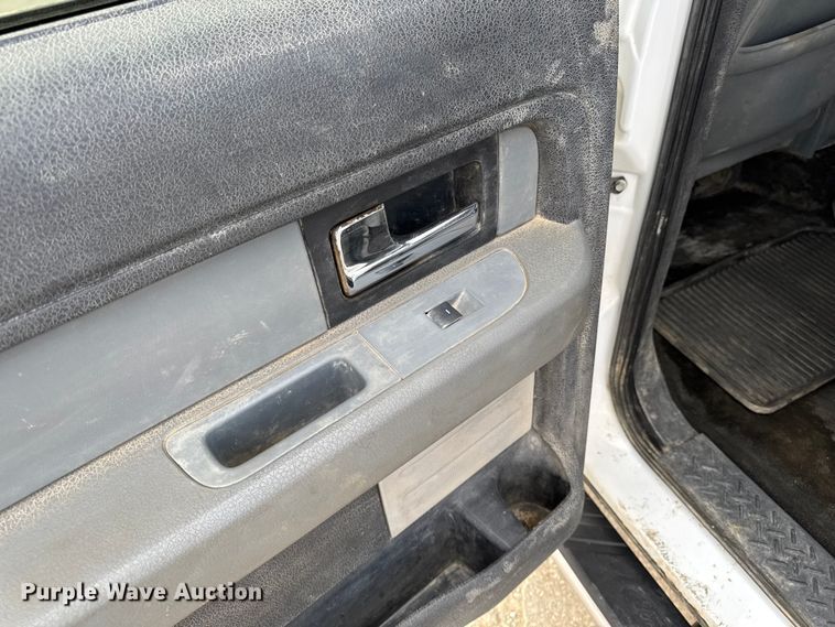 image for item EA2257 2013 Ford F150 Crew Cab pickup truck