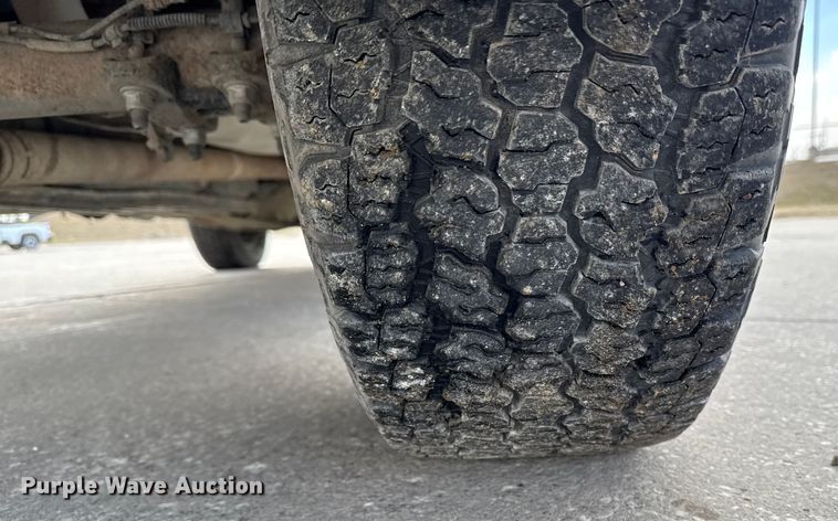 image for item EA2257 2013 Ford F150 Crew Cab pickup truck