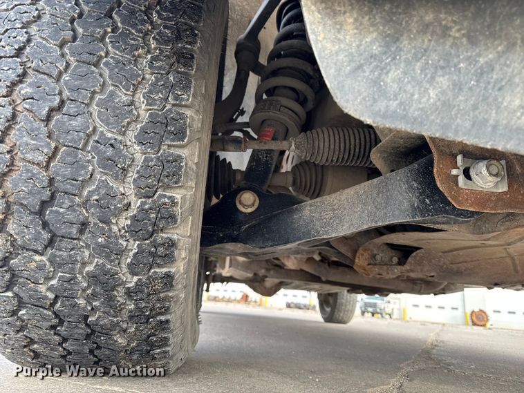 image for item EA2257 2013 Ford F150 Crew Cab pickup truck