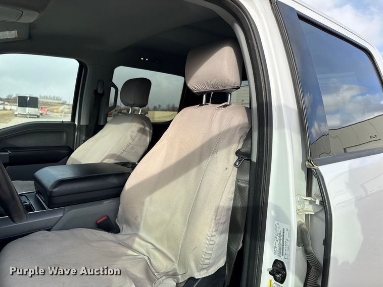 image for item EA2276 2021 Ford F150 Crew Cab pickup truck