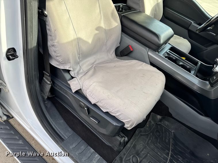 image for item EA2276 2021 Ford F150 Crew Cab pickup truck