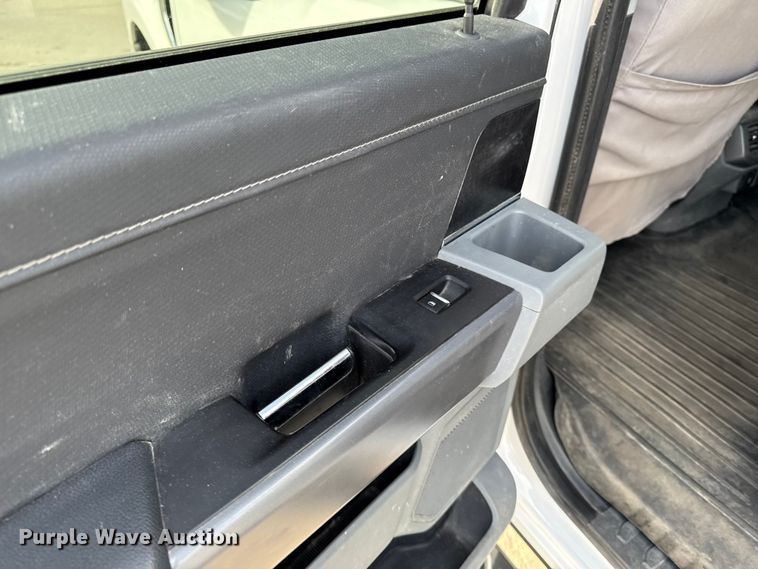 image for item EA2276 2021 Ford F150 Crew Cab pickup truck