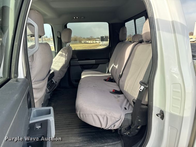 image for item EA2276 2021 Ford F150 Crew Cab pickup truck