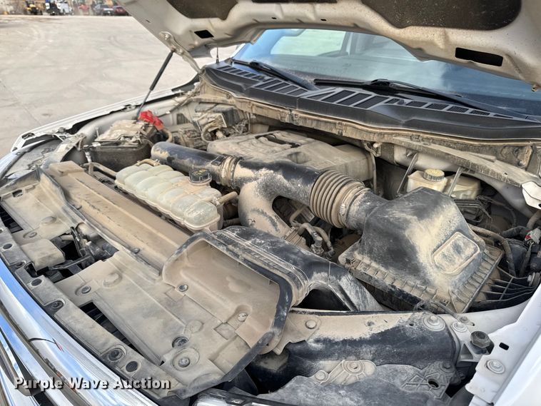 image for item EA2276 2021 Ford F150 Crew Cab pickup truck