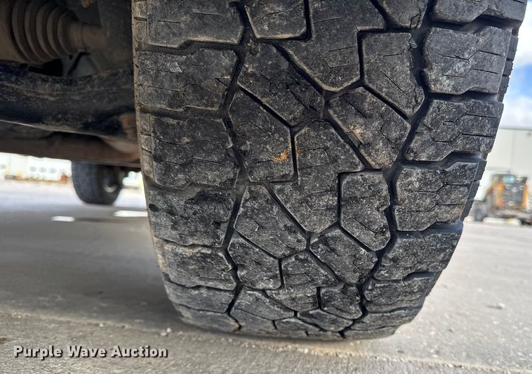 image for item EA2276 2021 Ford F150 Crew Cab pickup truck